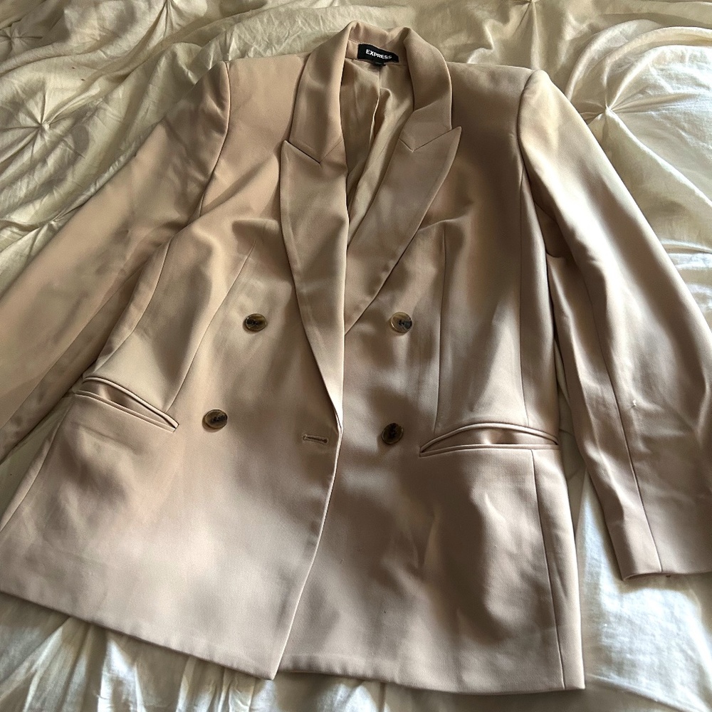 Business Casual Office Blazer | Boyfriend Cut | NWOT | Beige | Small